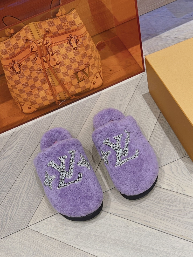 Louis Vuitton Slippers